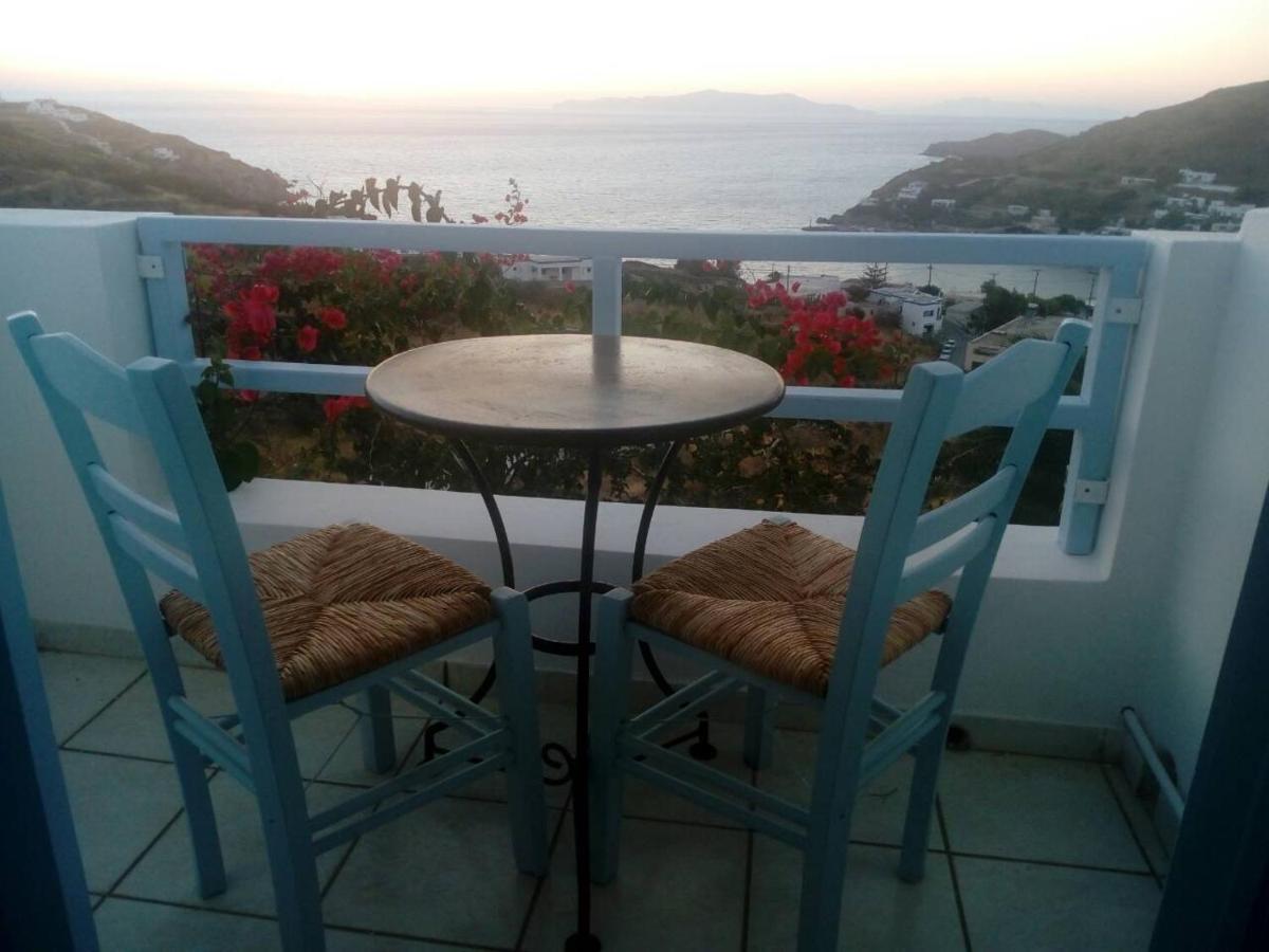Horizon Blue Hotell Kini Eksteriør bilde